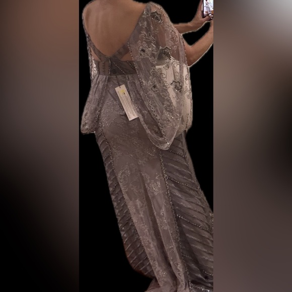 PatBo Embellished Sequin Gown GrayDesigner Sample | Size 6 NWT Statement - Picture 8 of 8